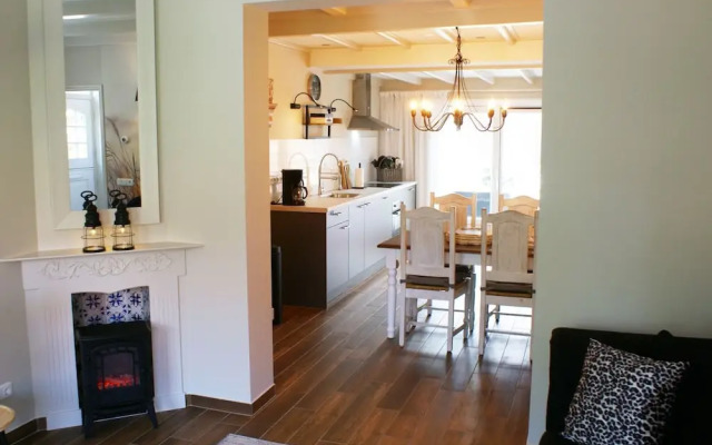 Fantastic Holiday Home 50m From the Wadden Sea