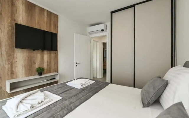 Smash 2 - Two-bedroom Apartments