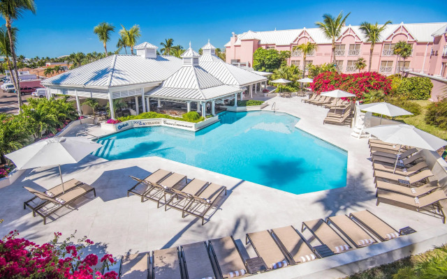 Comfort Suites Paradise Island