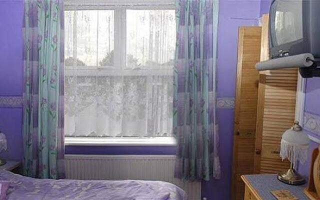 Dewolf Guest House