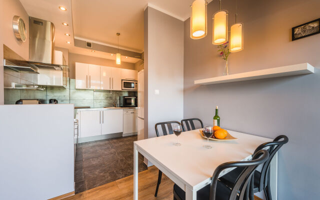 Warsaw Design Apartments