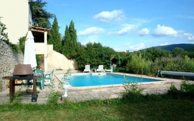 Villa with 2 bedrooms in Dauphin with private pool enclosed garden and WiFi