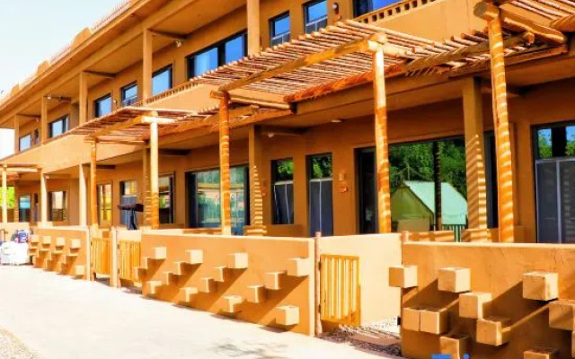 Zhongwei Mosha Xingye Homestay (Huanghe Shapotou) – Exterior – Zhongwei
