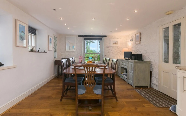 Glenside House