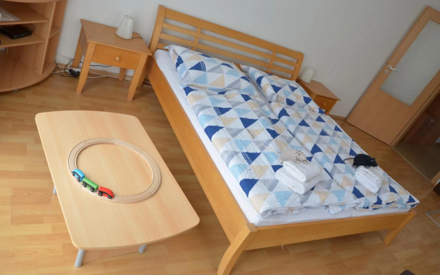 Lipno Riviéra - Myši v botě