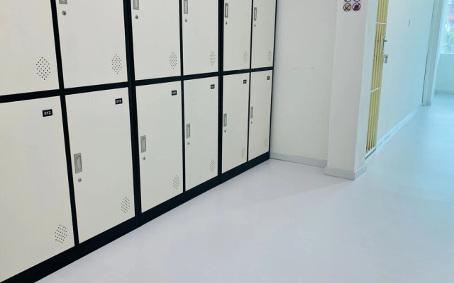 Spot On 89900 Jesselton Capsule Inn