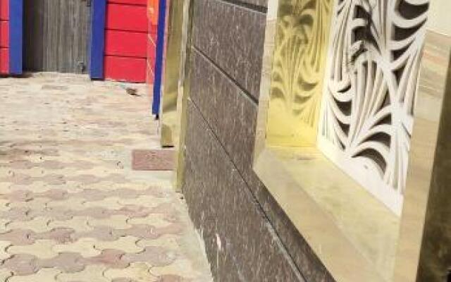 POP 89965 Om Satguru Vaishno Hotel