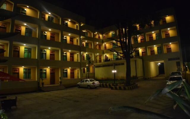 Fasil International Hotel