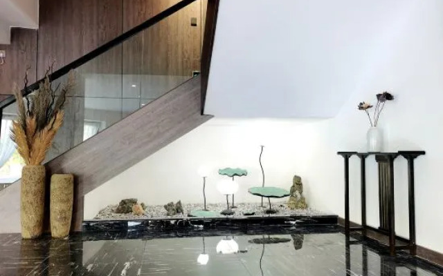 Fairyland Hotel (Chuxiong Yizu Town Prefecture Government)