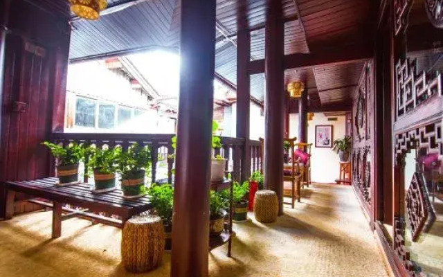 Yayuan Bieyuan Hostel