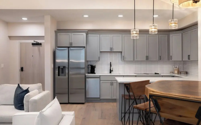 The Wave at Marblehead