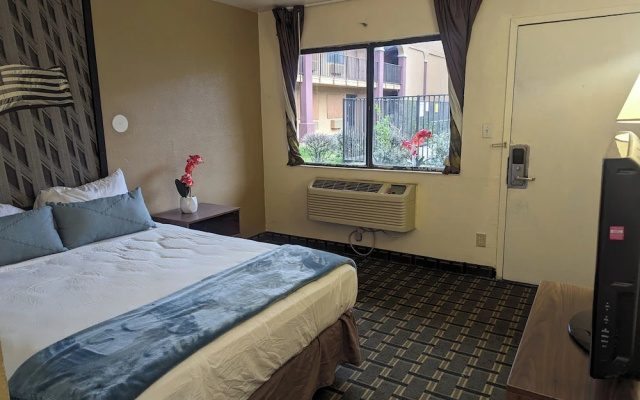 Southern Comfort Hotel