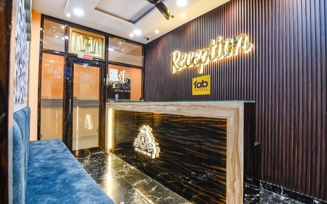 Fabhotel Royal Park Inn
