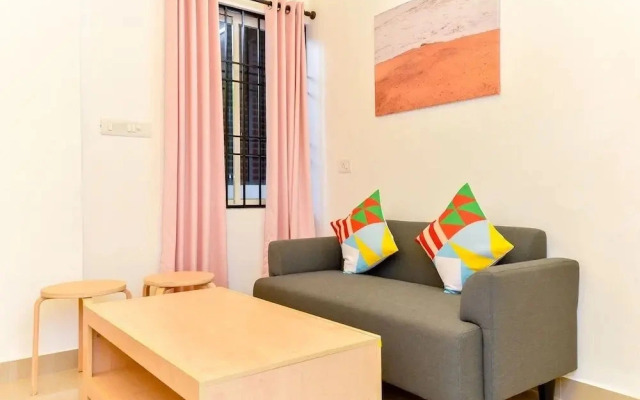 White House by OYO Rooms
