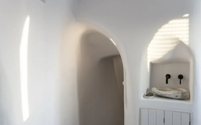 Spitia Santorini