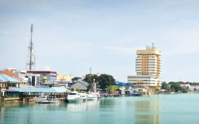 Popchuco Art Gallery Homestay