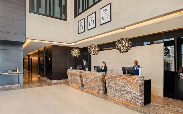 Radisson Blu Hotel, Dubai Canal View Hotel