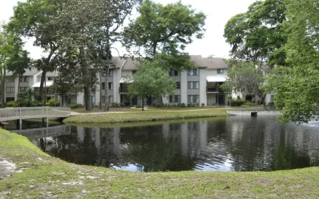 31 Springwood Villa 2 Br villa by RedAwning