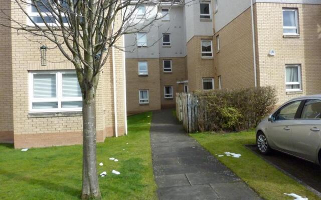 Paisley Central Apartment #2