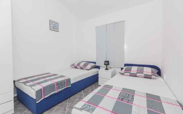 Apartment Viljac