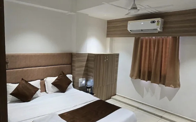 Gokul Guest House
