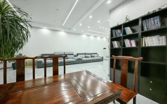 Fuyuan Royal Maple Hotel