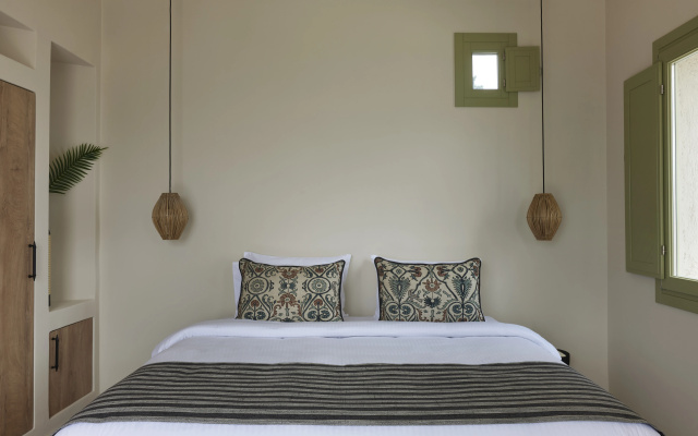 Aeon Suites - Adults Only by Mr and Mrs White