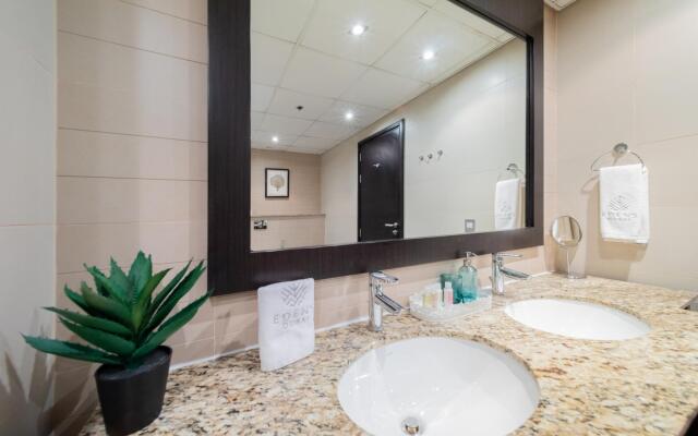 DXB - Anantara - 702 - PJ