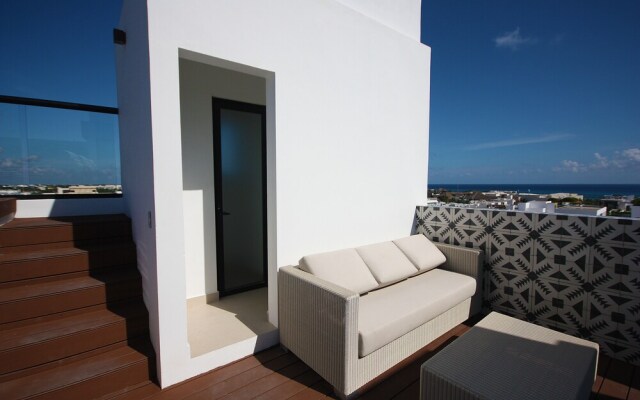 It Building 402 by iMexico