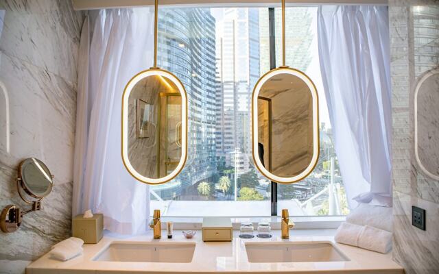 YOHO Resorts World Hotel