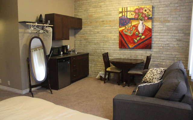 Wellington Street Inn