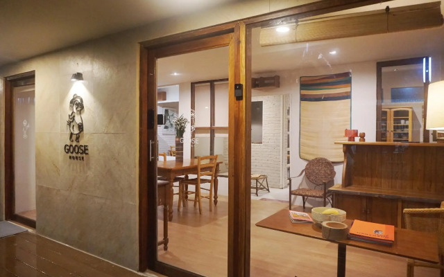 The Goose Cafe & Hostel