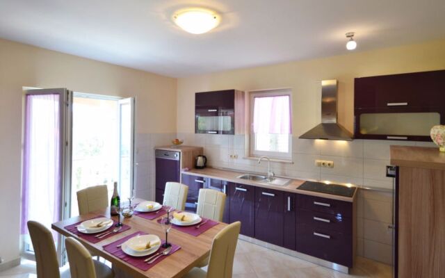 Apartment Dević Zadar/Sukošan