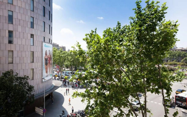 Akira Flats Plaza Catalunya Centric Apartments