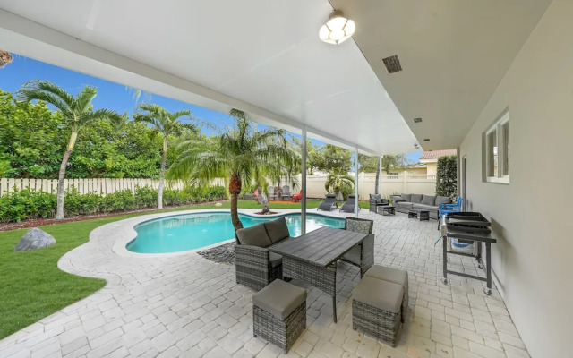 Oakland Palms in Oakland Park