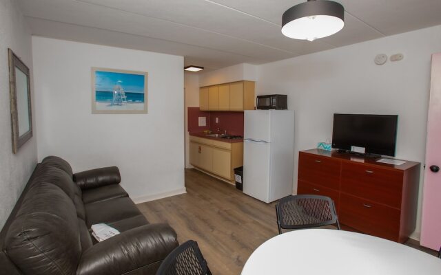 Alante Oceanfront Motor