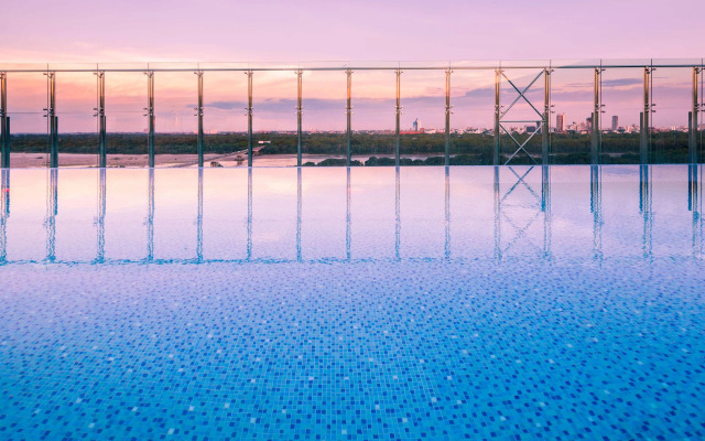 Radisson Hotel Santa Cruz