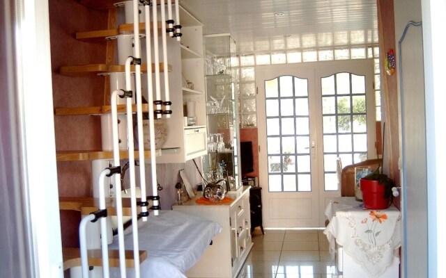 House With 2 Bedrooms in Leucate, With Enclosed Garden