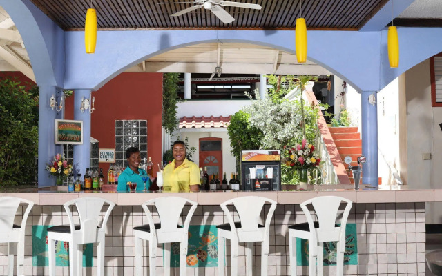Mangos Boutique Beach Resort