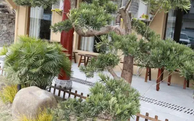 Yishanju Smart Hotel