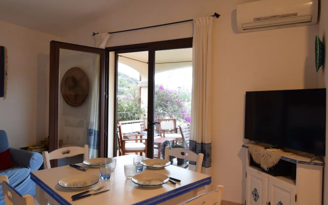 Casa Irene With Balcony In Budoni