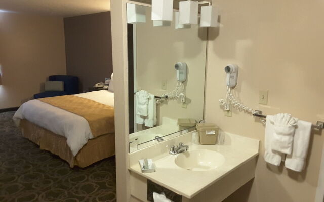 Inn at the Canyons