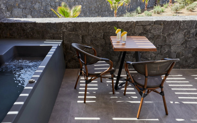 Mountain and Sea Suites