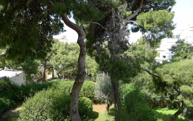 Deluxe Apartment in Vouliagmeni