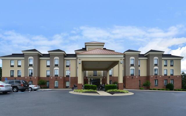 Holiday Inn Express Hotel & Suites Petersburg-Dinwiddie, an IHG Hotel