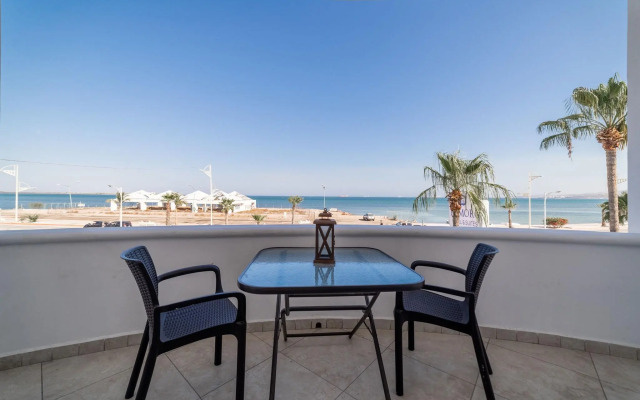 Club el Moro Hotel Suites