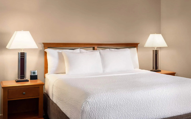 Royal Hotel West Edmonton, Trademark Collection by Wyndham