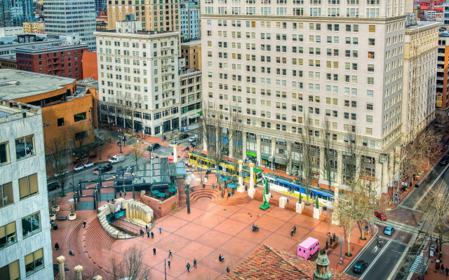 The Duniway Portland A Hilton Hotel