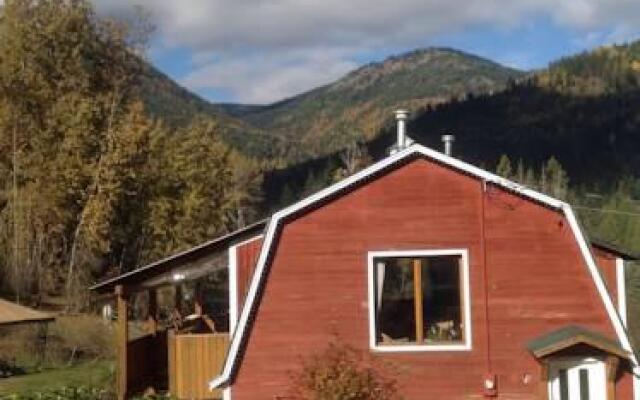 Red Barn Lodge