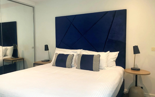 Brady Apartment Hotel Flinders Street